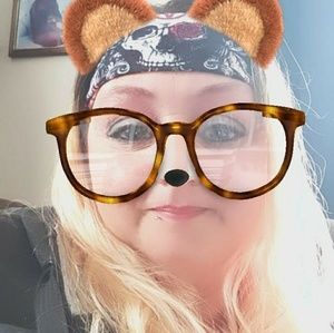 Meet your Posher, Michelleb